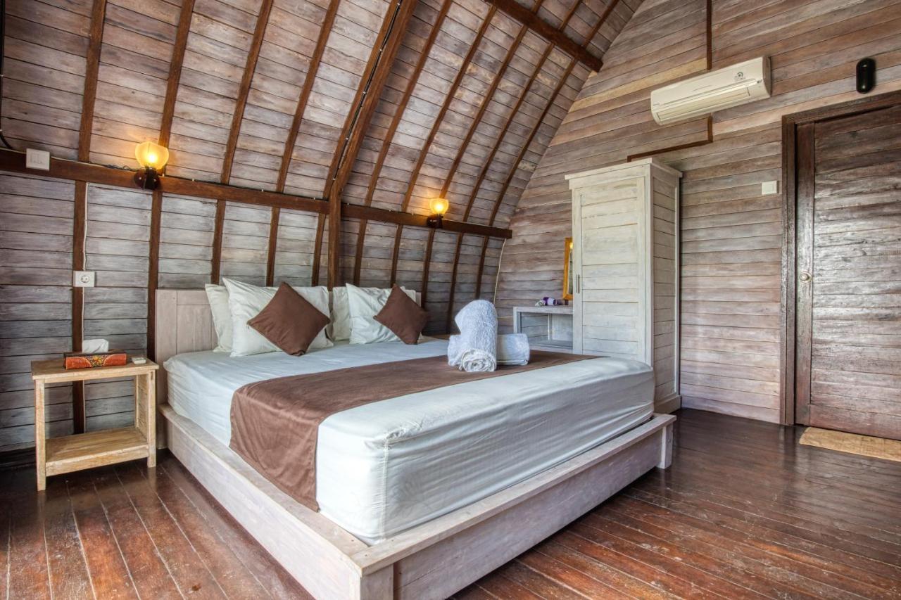 Megaland Bungalow Batununggul Extérieur photo