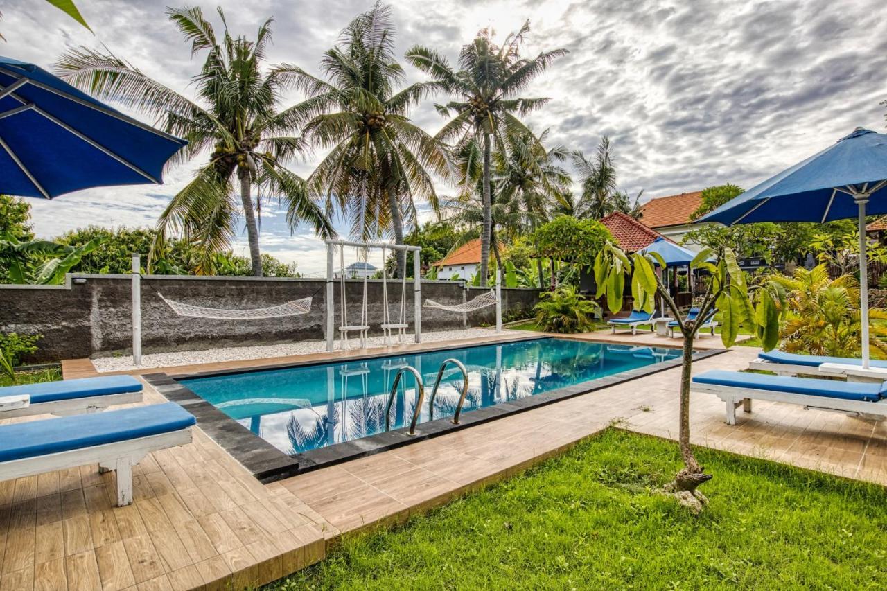 Megaland Bungalow Batununggul Extérieur photo