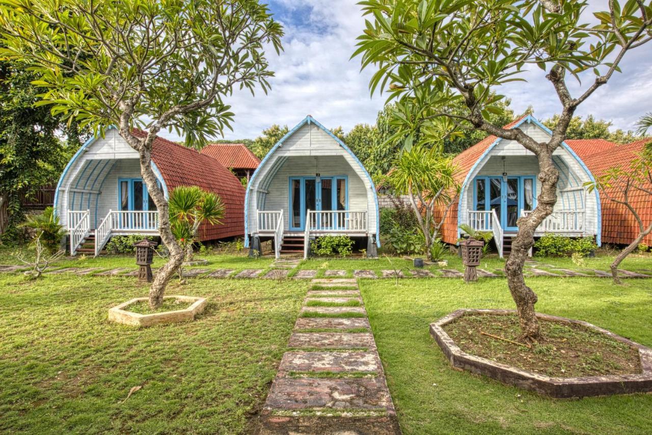 Megaland Bungalow Batununggul Extérieur photo