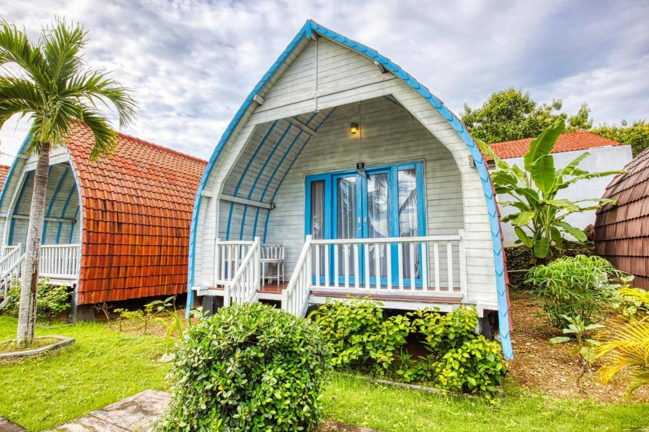 Megaland Bungalow Batununggul Extérieur photo